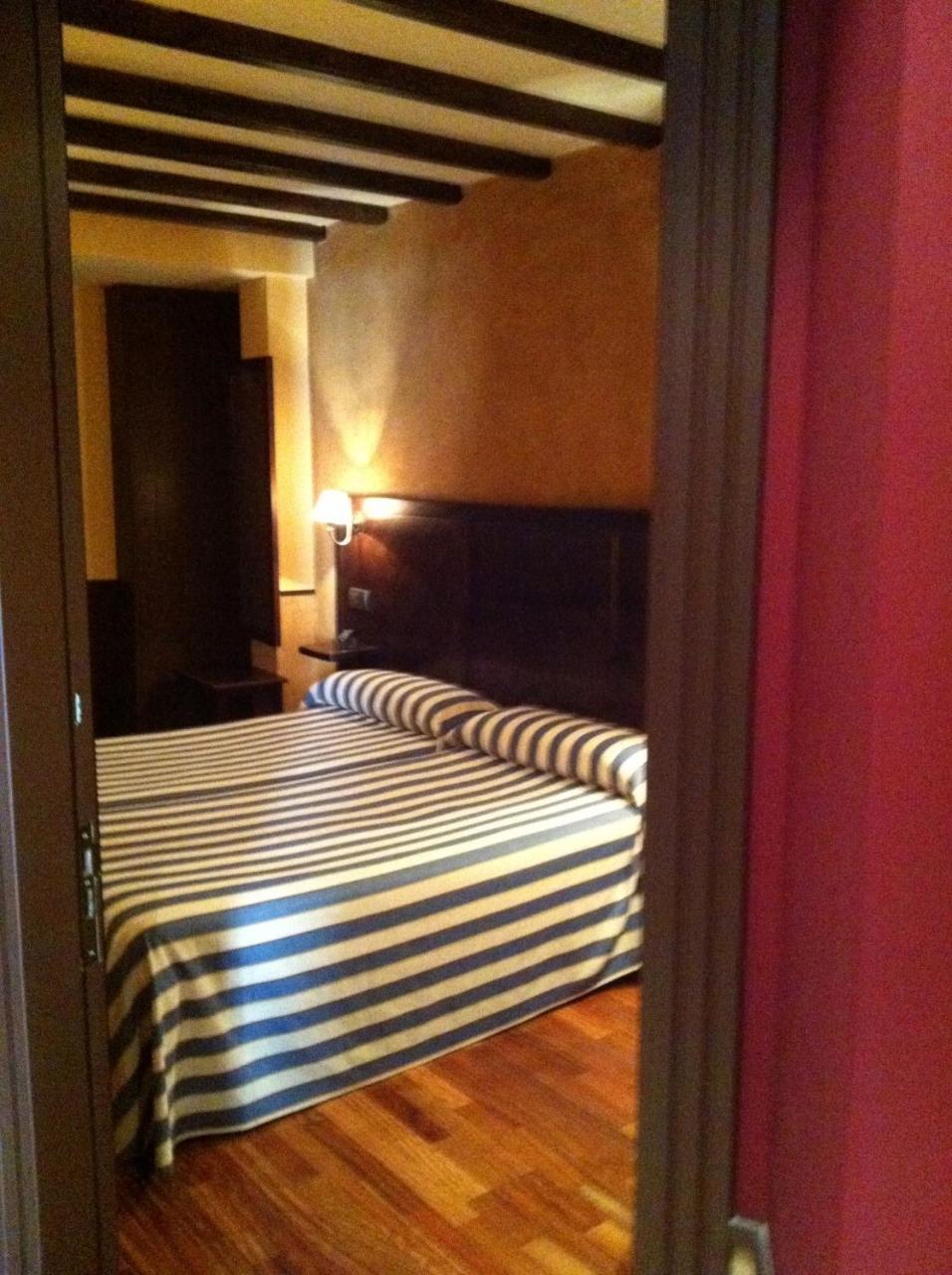 Hosteria Casa Vallejo Salamanca Esterno foto
